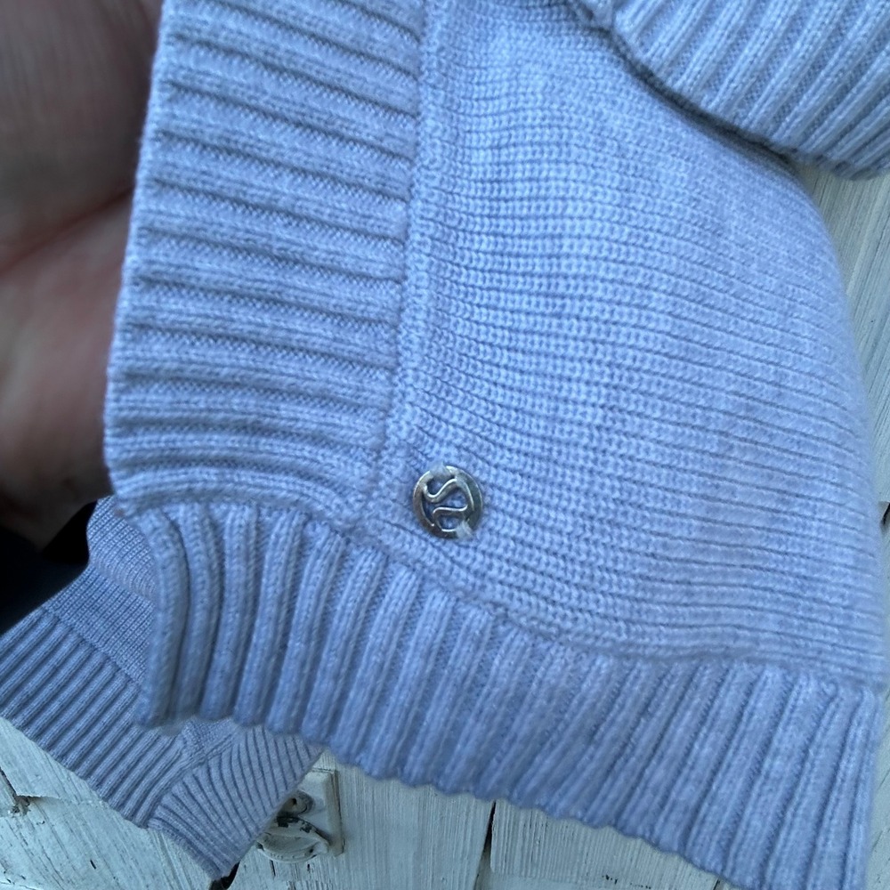 Lululemon Women's Heather Core Grey 3 Way Divinity Poncho, Shawl, Wrap‎ - Picture 6 of 8